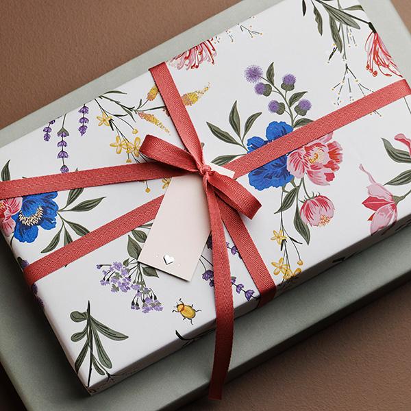 Gavepapir 3693 55 cm Avenue des fleurs Beige 55cm x 100m