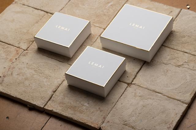 Lemai - Embacollage - Cases - Giftbox