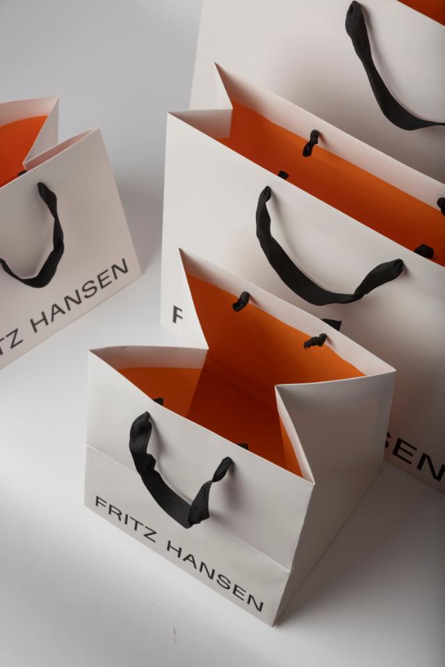 Luxury Bags - Embacollage - Fritz Hansen